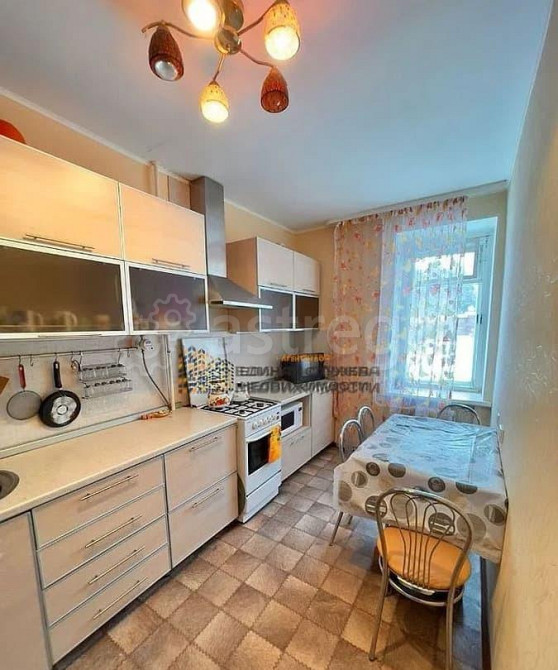 3-комн. квартира, 63 м2, 2/5 эт. Уфа - изображение 1