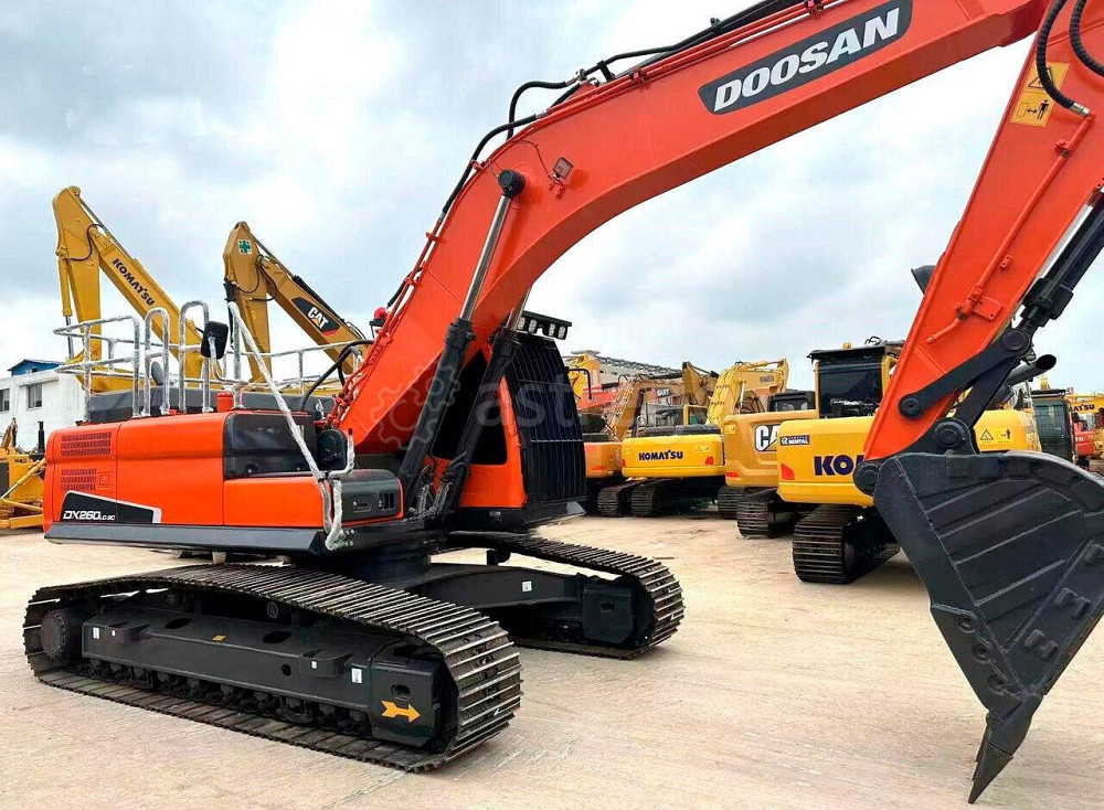 Гусеничный экскаватор Doosan DX260LCA DOOSAN Кемерово - изображение 1