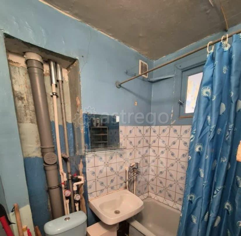 3-комн. квартира, 55 м2, 2/5 эт. Коряжма - изображение 1