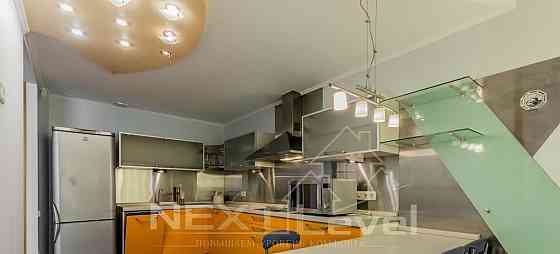 3-комн. квартира, 105 м2, 4/6 эт. Санкт-Петербург