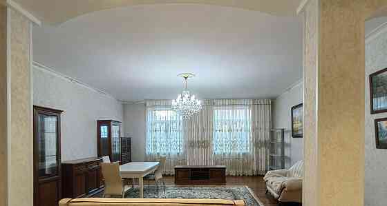 Коттедж, 302 м2, 9.5 сотки, 3 эт. Красноярск