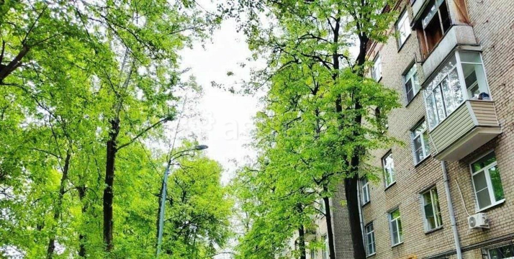 Комната, 17.9 м2, 1/5 эт. Москва - изображение 1