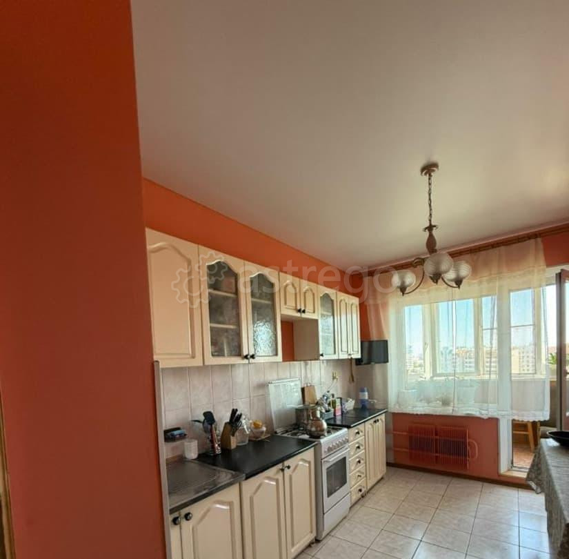 Комната, 30 м2, 9/9 эт. Астрахань - изображение 1