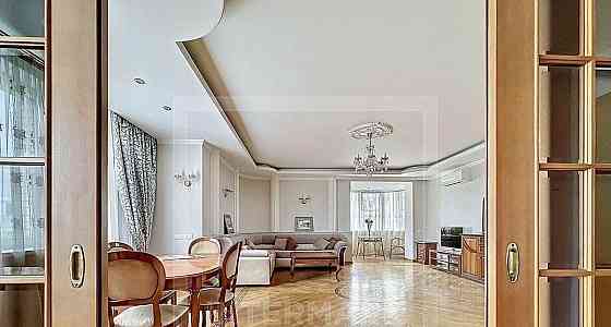 3-комн. квартира, 130 м2, 8/18 эт. Москва