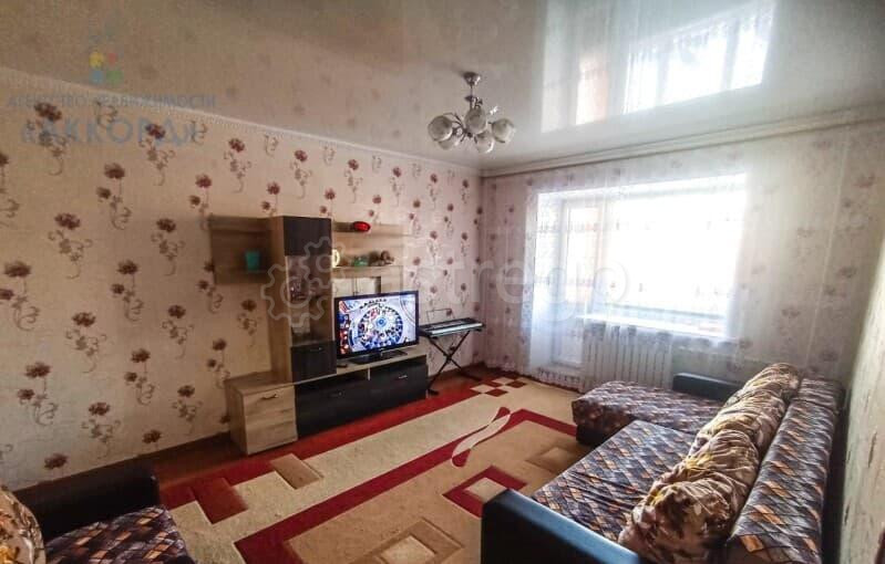 4-комн. квартира, 78.4 м2, 3/3 эт. Новоалтайск - изображение 1