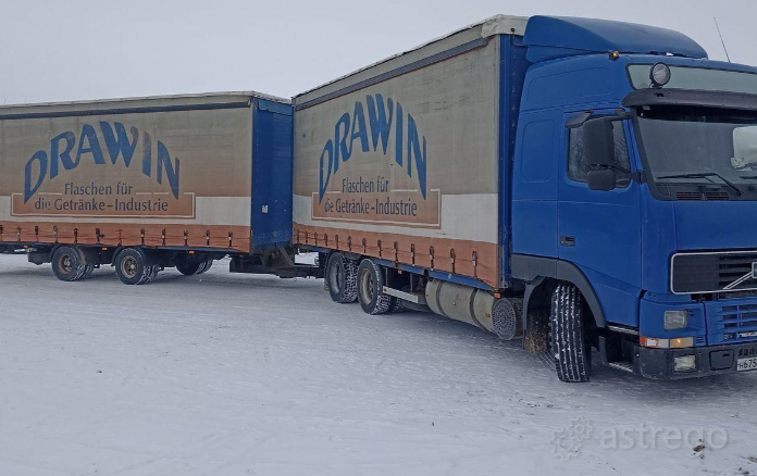 Volvo FH12 Бортовой Тентованный Грузовик Пермь - изображение 1