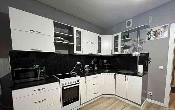 2-комн. квартира, 65 м2, 1/9 эт. Старый Оскол