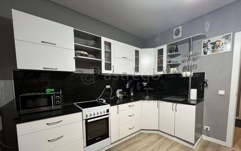 2-комн. квартира, 65 м2, 1/9 эт. Старый Оскол - изображение 2