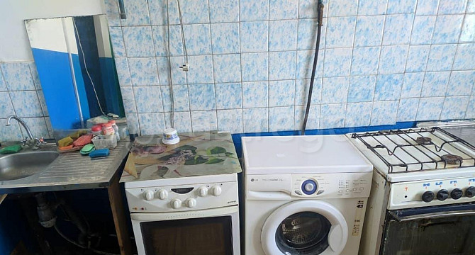 Комната, 100 м2, 3/5 эт. Барнаул - изображение 2