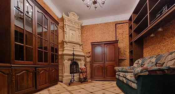 5-комн. квартира, 175 м2, 4/6 эт. Санкт-Петербург