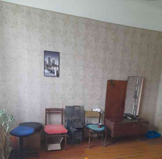 Комната, 35.7 м2, 2/2 эт. Рошаль