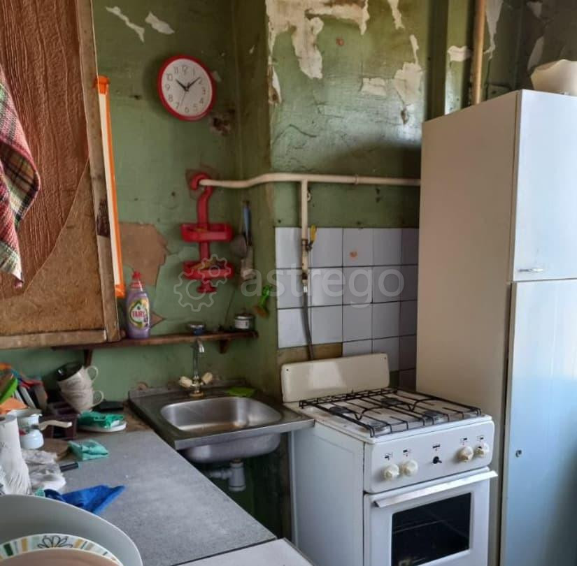 Комната, 66 м2, 3/5 эт. Москва - изображение 1