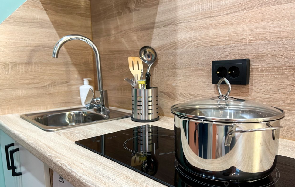 Продам 1-комн. квартиру,  13.6 м2,  1/3 этаж Санкт-Петербург - изображение 2