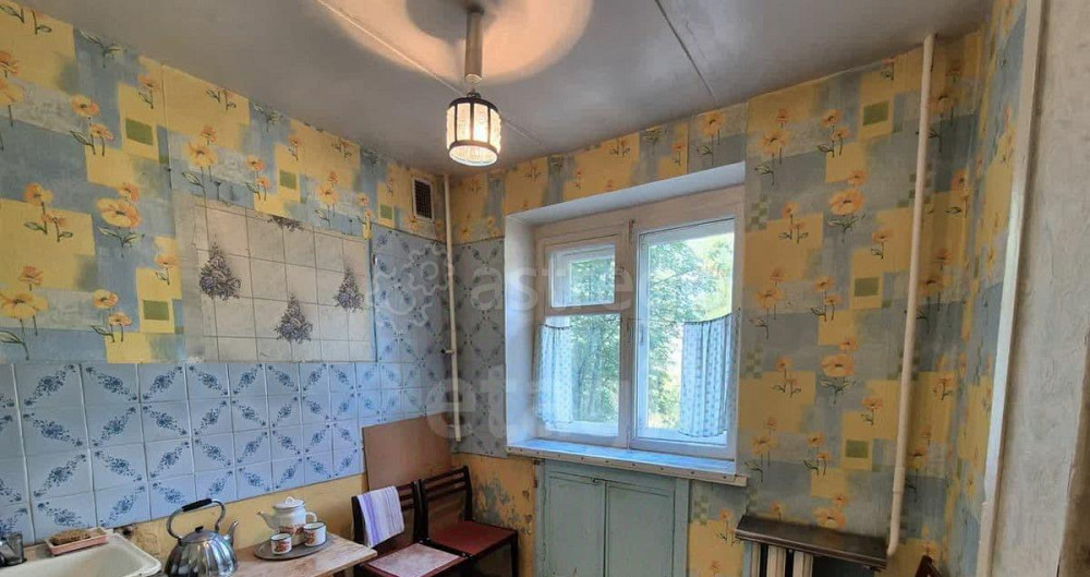 3-комн. квартира, 55 м2, 2/5 эт. Коряжма - изображение 2