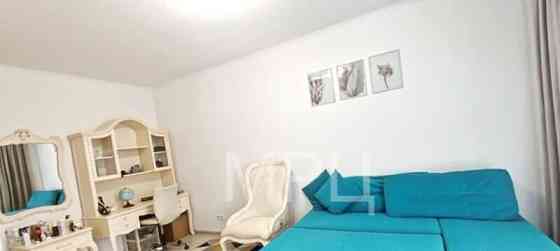 2-комн. квартира, 56.1 м2, 2/24 эт. Москва
