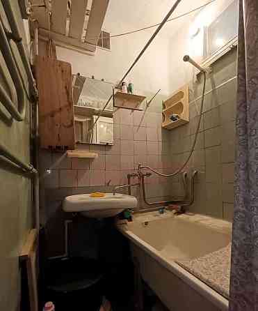 3-комн. квартира, 58 м2, 2/5 эт. Астрахань
