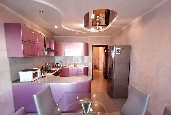 2-комн. квартира, 90 м2, 6/9 эт. Астрахань