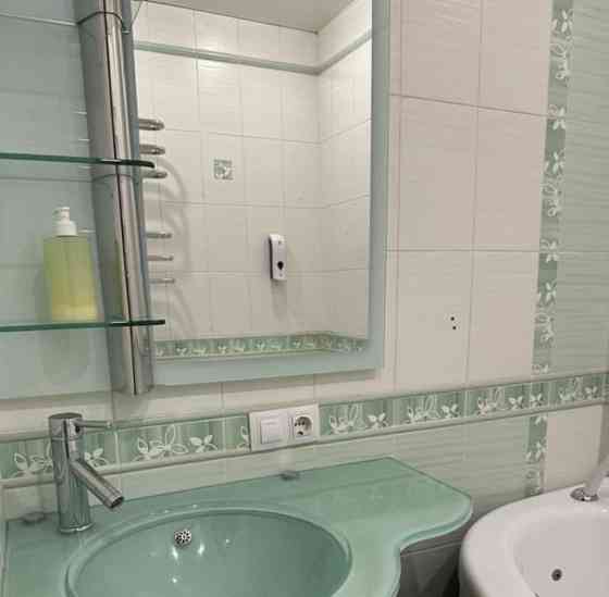 2-комн. квартира, 65 м2, 10/10 эт. Красноярск