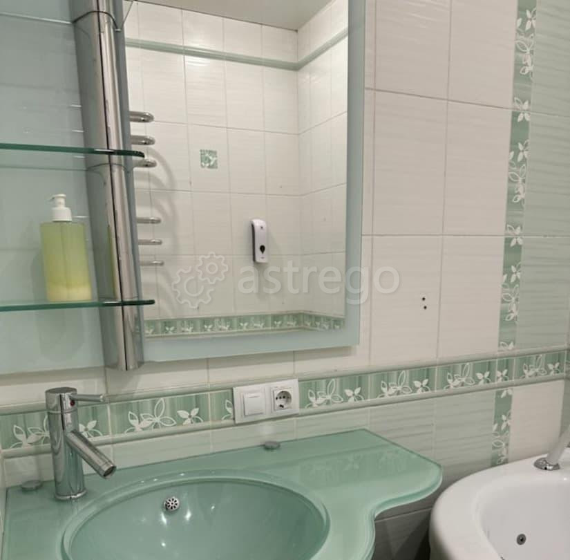 2-комн. квартира, 65 м2, 10/10 эт. Красноярск - изображение 4
