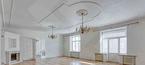 6-комн. квартира, 330 м2, 5/6 эт. Москва