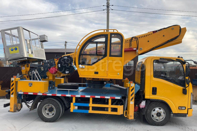 Автовышка ISUZU ELF KV100 28,4 м, с кабиной оператора Челябинск - изображение 1