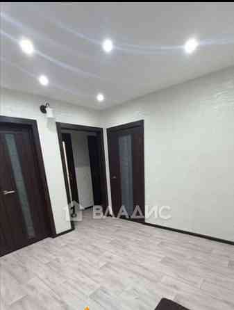 3-комн. квартира, 70.4 м2, 1/5 эт. Бийск