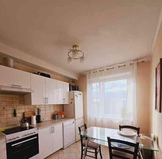 2-комн. квартира, 55 м2, 10/16 эт. Москва