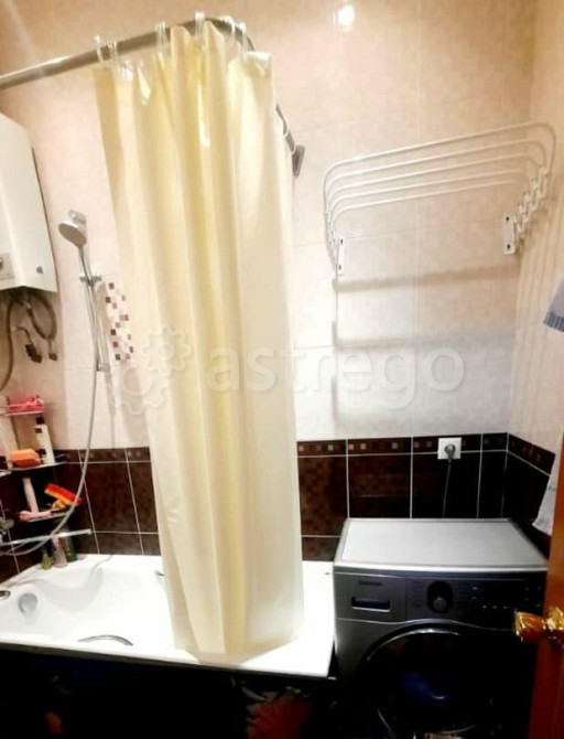 Комната, 68 м2, 3/5 эт. Москва - изображение 2