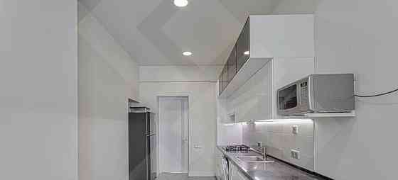 4-комн. квартира, 112 м2, 4/6 эт. Москва