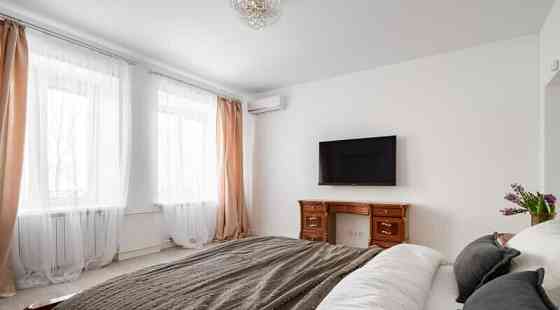 3-комн. квартира, 90 м2, 2/6 эт. Москва