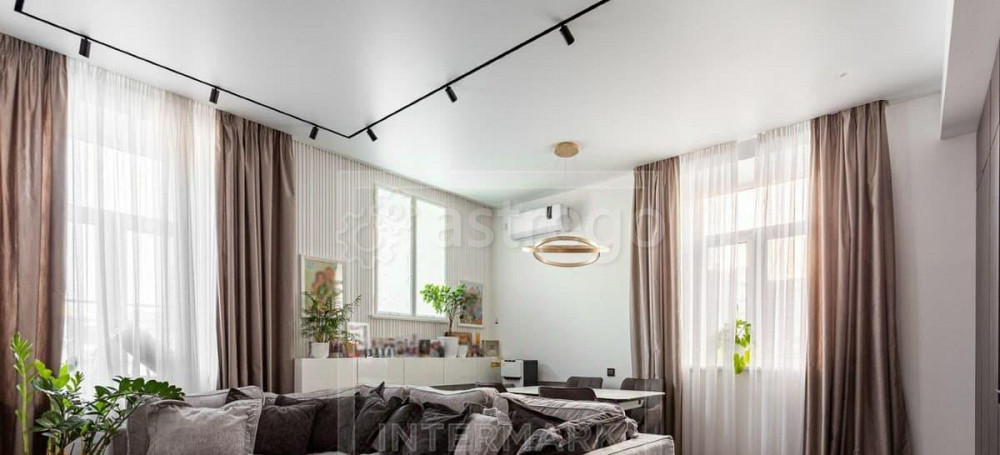 4-комн. квартира, 92 м2, 5/5 эт. Москва - изображение 1
