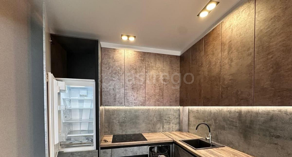 2-комн. квартира, 40 м2, 12/24 эт. Астрахань - изображение 1