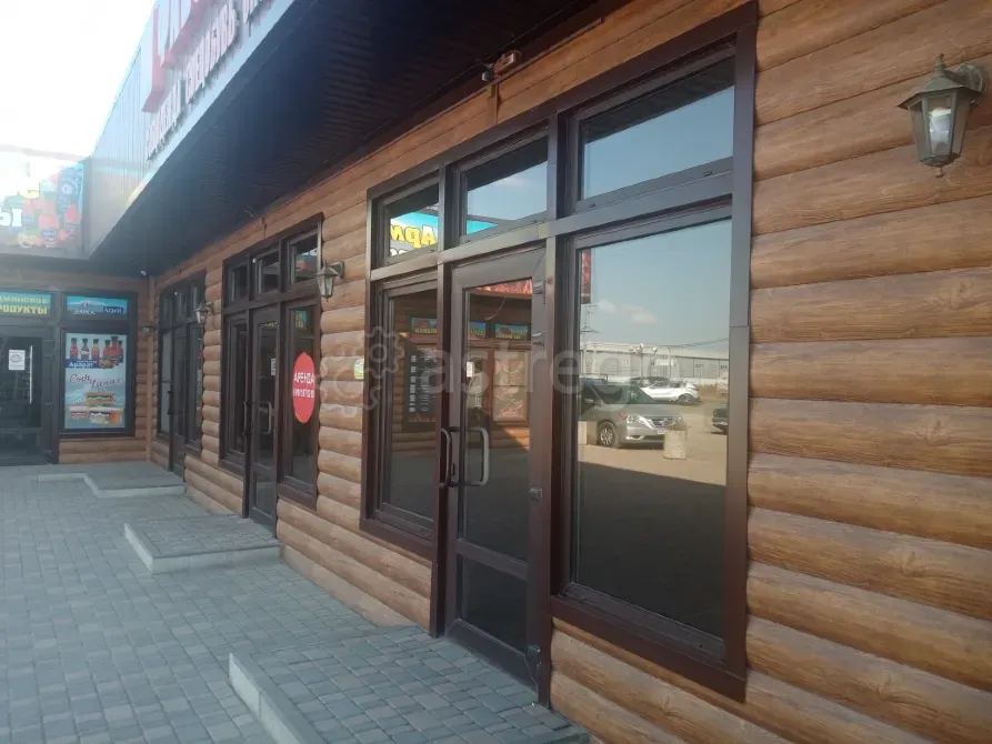 Сдам Торговое Помещение, 60 м2, Долгосрочно Краснодар - изображение 1