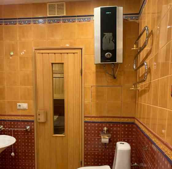 3-комн. квартира, 95.4 м2, 2/8 эт. Москва