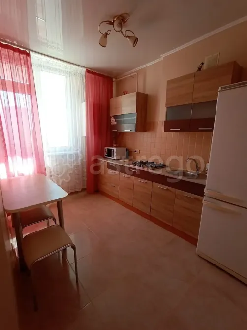 Сдам 1-комн. Квартиру, 46 м2, 5/10 эт., Посуточно Севастополь - изображение 1