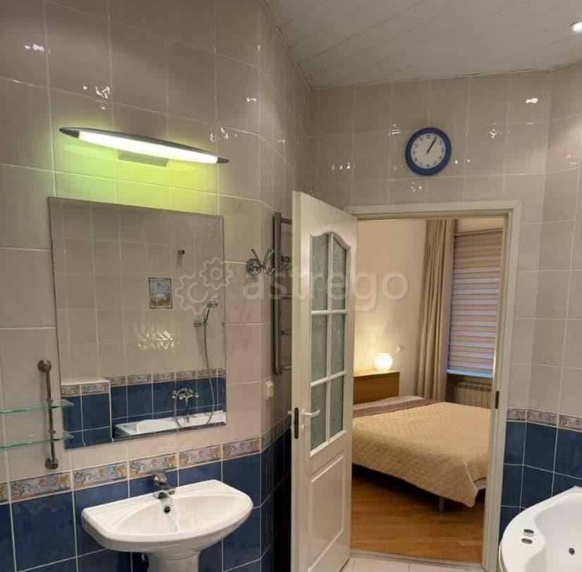 2-комн. квартира, 90 м2, 2/4 эт. Санкт-Петербург - изображение 4