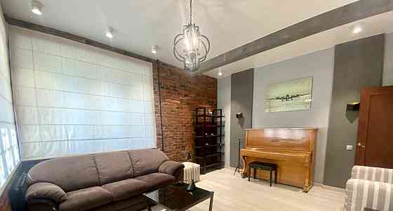 3-комн. квартира, 100 м2, 1/6 эт. Москва