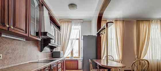 5-комн. квартира, 170 м2, 6/7 эт. Москва