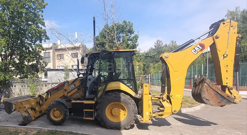 Аренда экскаватора погрузчика Королев - изображение 1