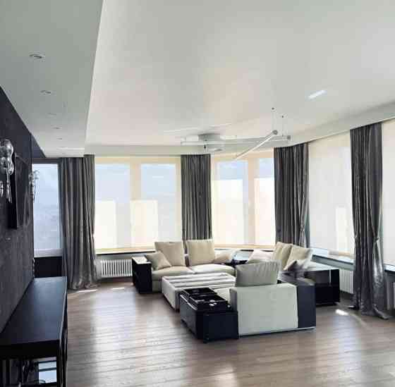 4-комн. квартира, 215 м2, 10/10 эт. Москва