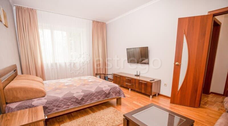 1-комн. квартира, 42 м2, 2/8 эт. Красноярск - изображение 1