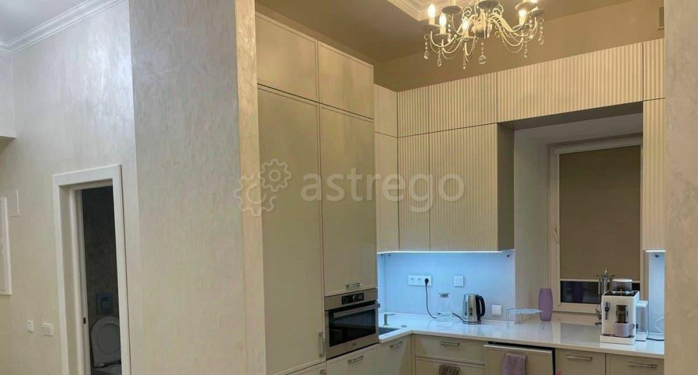 4-комн. квартира, 89 м2, 2/4 эт. Москва - изображение 1