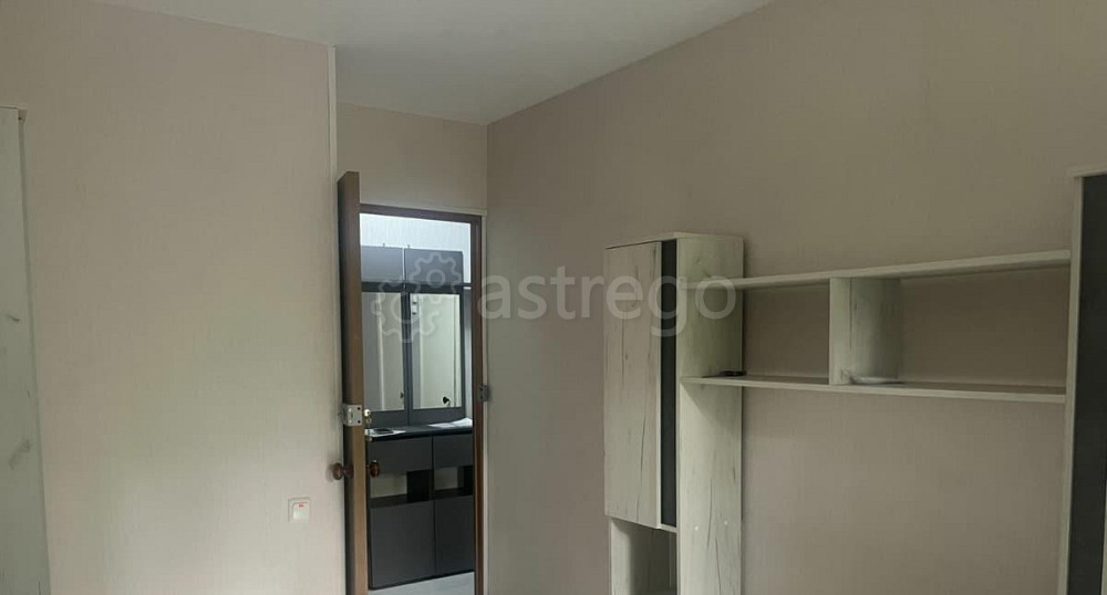 Комната, 10 м2, 4/5 эт. Москва - изображение 4