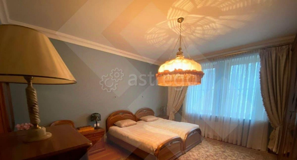 4-комн. квартира, 171 м2, 2/6 эт. Москва - изображение 2