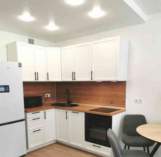 1-комн. квартира, 40 м2, 2/33 эт. Москва