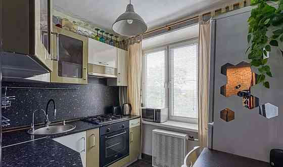 2-комн. квартира, 42.5 м2, 5/5 эт. Москва