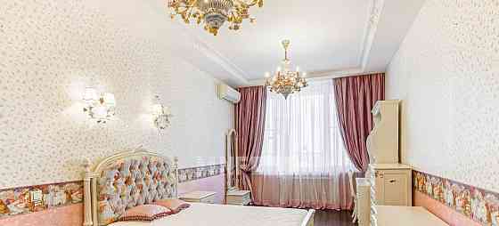5-комн. квартира, 239.1 м2, 19/35 эт. Москва