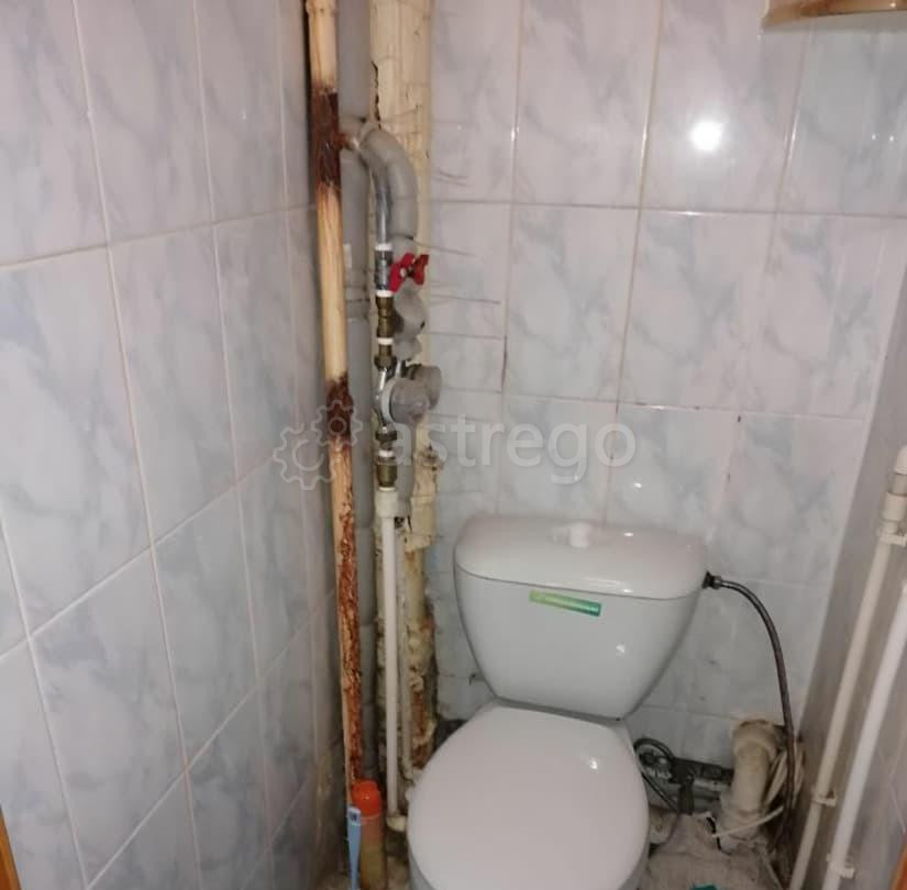 Комната, 80 м2, 1/10 эт. Красноярск - изображение 2