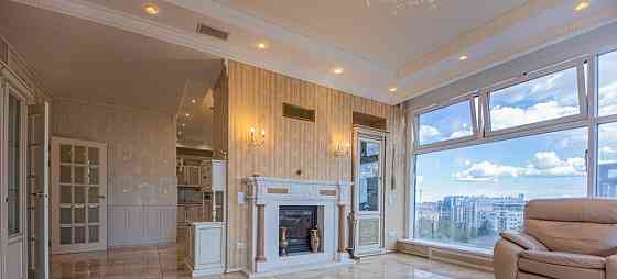 5-комн. квартира, 184.6 м2, 8/8 эт. Санкт-Петербург