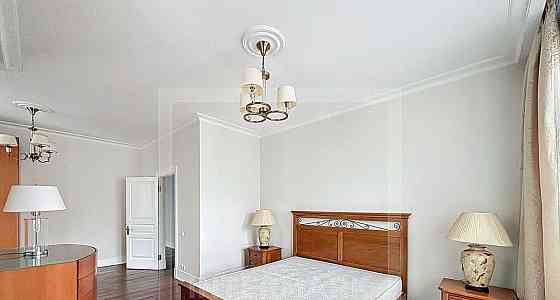4-комн. квартира, 150 м2, 6/8 эт. Москва